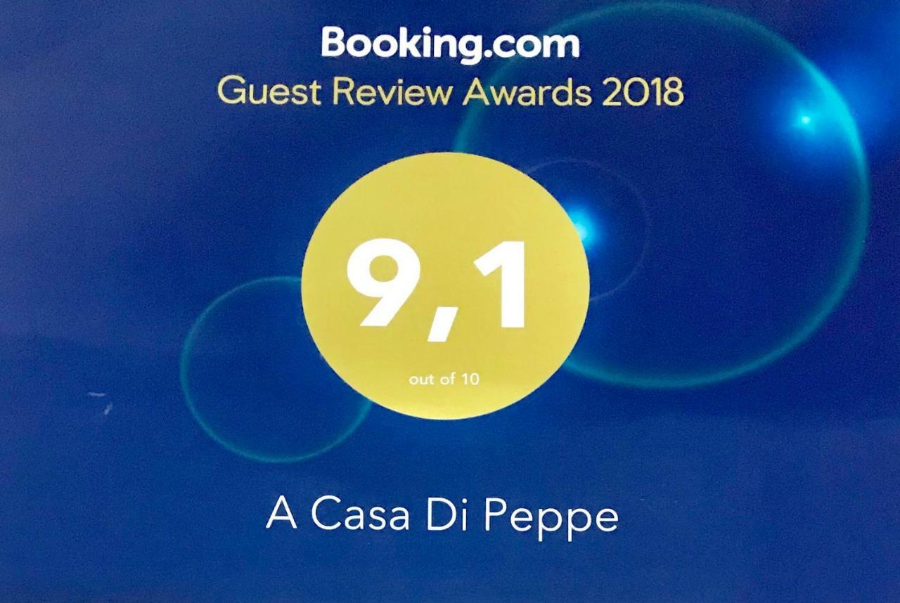 A Casa Di Peppe Apartment Napoli Exterior foto